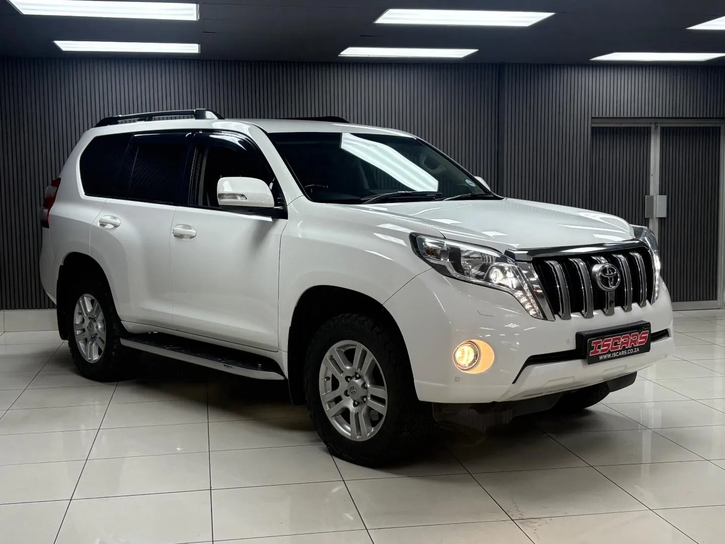 2015 Toyota Land Cruiser Prado 3.0DT VX, photo 4 of 12