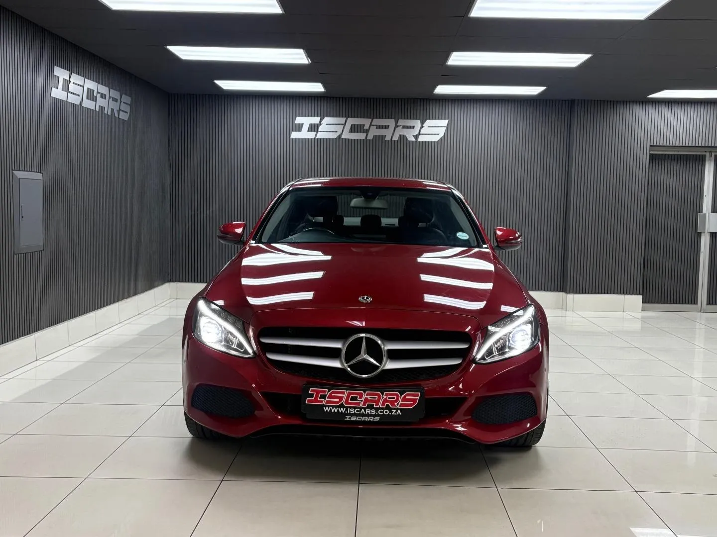 2018 Mercedes-Benz C-Class C200 Auto, photo 2 of 11