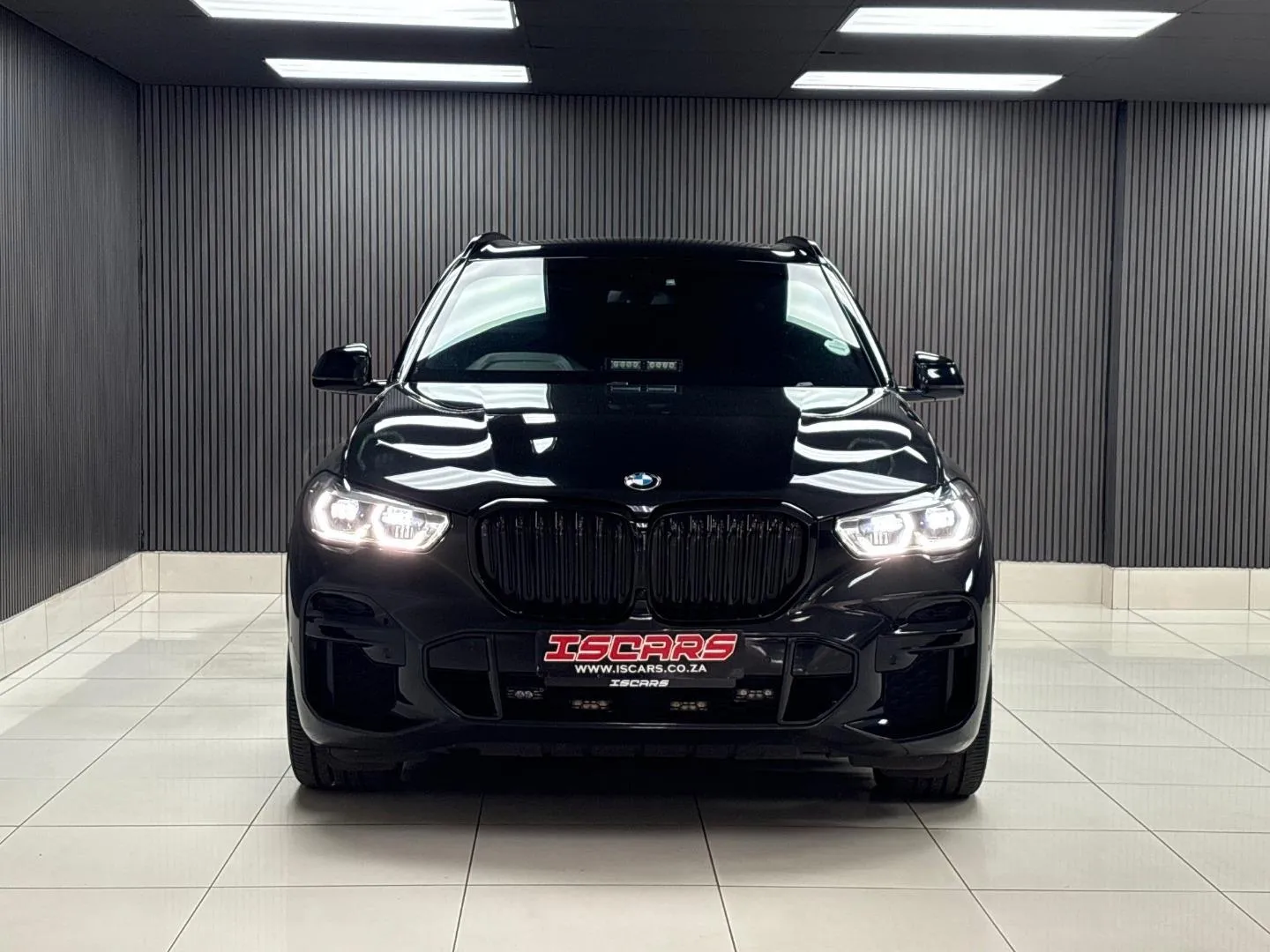 2022 BMW X5 xDrive30d M Sport, photo 2 of 17