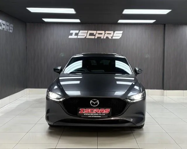 2022 Mazda Mazda3 Hatch 2.0 Astina, photo 2 of 14