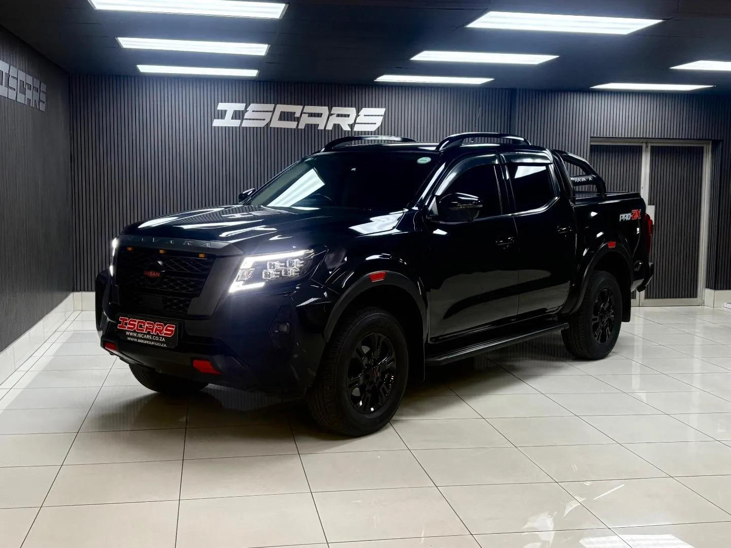 2022 Nissan Navara 2.5DDTi Double Cab PRO-2X, photo 1 of 9