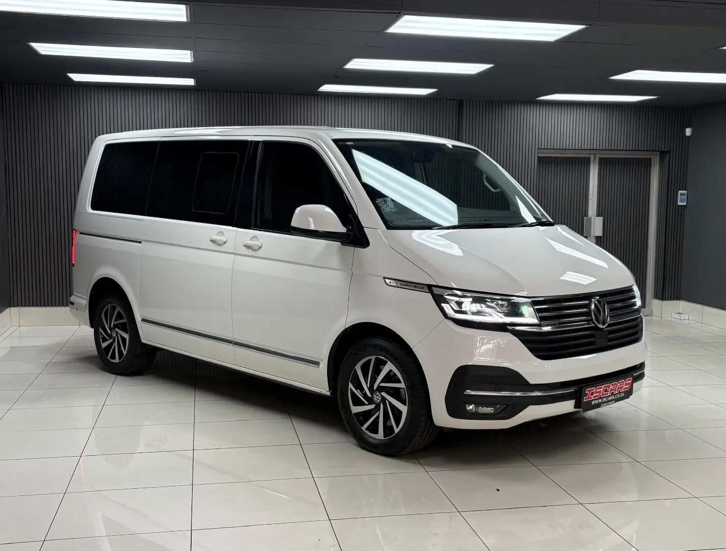 2023 Volkswagen Caravelle 2.0BiTDI 146kW Highline 4Motion, photo 4 of 11