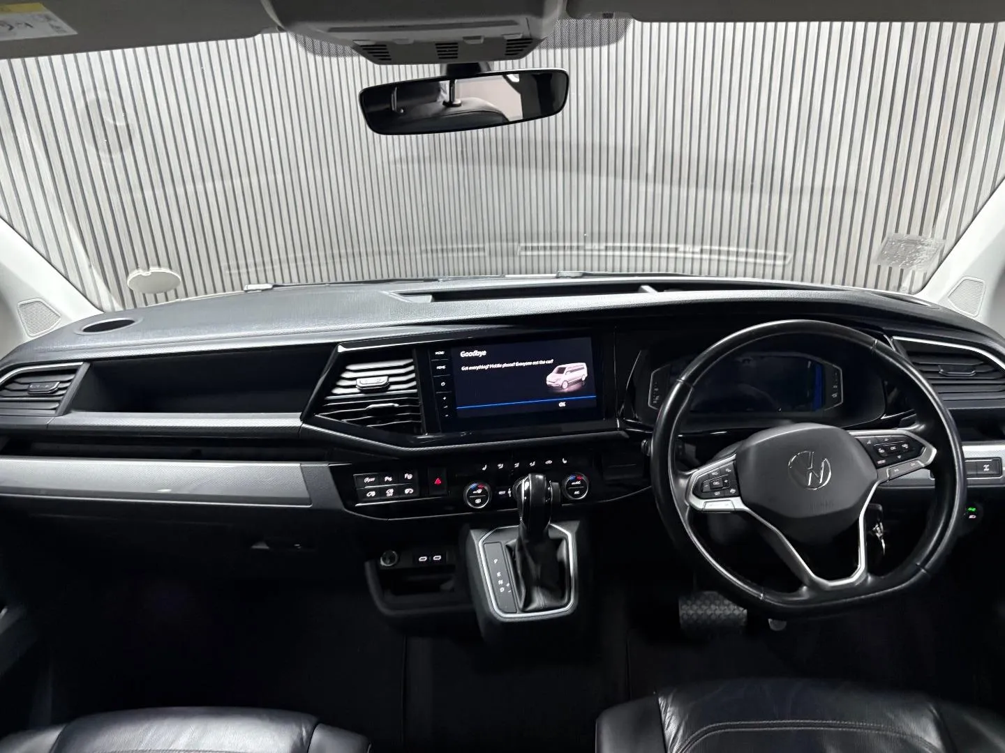 2023 Volkswagen Caravelle 2.0BiTDI 146kW Highline 4Motion, photo 9 of 11
